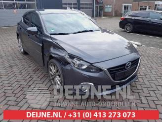 Salvage car Mazda 3 3 (BM/BN), Hatchback, 2013 / 2019 2.0 SkyActiv-G 16V 2015/4