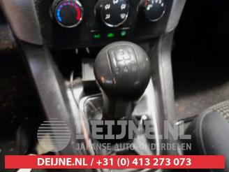 Chevrolet Captiva Captiva (C100), SUV, 2006 / 2011 2.4 16V 4x2 picture 22