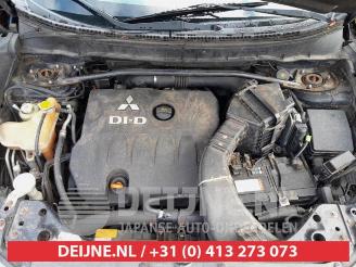 Mitsubishi Outlander Outlander (CW), SUV, 2006 / 2012 2.0 DI-D 16V 4x4 picture 18