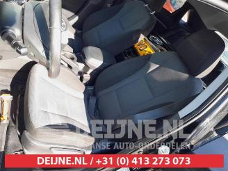 Hyundai I-30 i30 (GDHB5), Hatchback, 2011 1.6 GDI Blue 16V picture 15