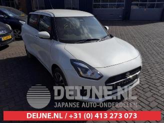 Autoverwertung Suzuki Swift Swift (ZC/ZD), Hatchback 5-drs, 2017 1.0 Booster Jet Turbo 12V SHVS 2019