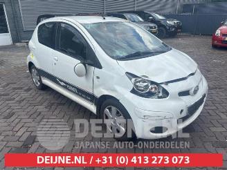 demontáž osobní automobily Toyota Aygo Aygo (B10), Hatchback, 2005 / 2014 1.0 12V VVT-i 2010/8