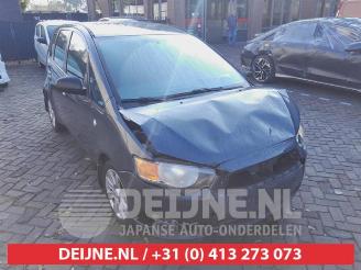 Vrakbiler auto Mitsubishi Colt Colt (Z2/Z3), Hatchback, 2004 / 2012 1.3 16V 2009/1