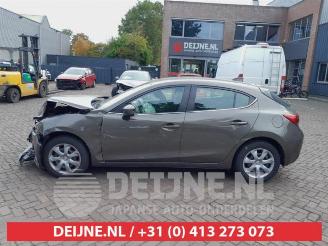 Mazda 3 3 (BM/BN), Hatchback, 2013 / 2019 2.0 SkyActiv-G 16V picture 4