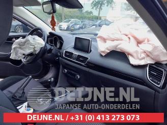 Mazda 3 3 (BM/BN), Hatchback, 2013 / 2019 2.0 SkyActiv-G 16V picture 13