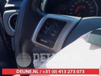 Toyota Yaris Yaris III (P13), Hatchback, 2010 / 2020 1.0 12V VVT-i picture 11