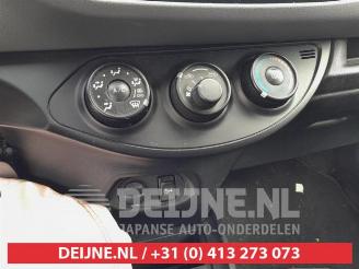 Toyota Yaris Yaris III (P13), Hatchback, 2010 / 2020 1.0 12V VVT-i picture 20