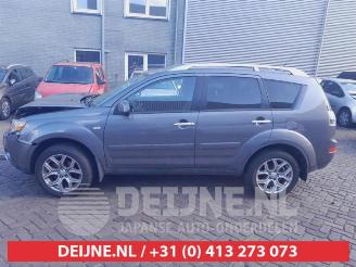 Mitsubishi Outlander Outlander (CW), SUV, 2006 / 2012 3.0 V6 24V Mivec 4x4 picture 4