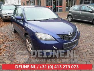 Vrakbiler auto Mazda 3 3 Sport (BK), Hatchback, 2003 / 2009 1.6i 16V 2003/9