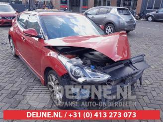Salvage car Hyundai Veloster Veloster, Coupe, 2011 / 2017 1.6 T-GDI 16V 2015/1