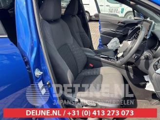 Toyota C-HR C-HR (X1,X5), SUV, 2016 1.8 16V Hybrid picture 20