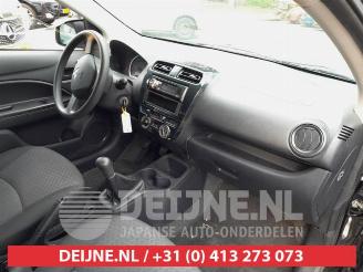 Mitsubishi Space-star Space Star (A0), Hatchback, 2012 1.0 12V picture 12