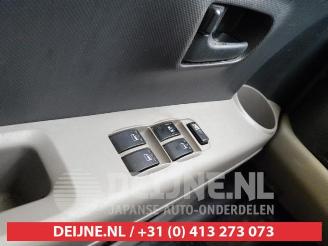 Daihatsu Sirion Sirion 2 (M3), Hatchback, 2005 1.3 16V DVVT picture 15