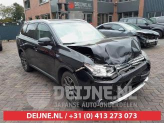 Salvage car Mitsubishi Outlander Outlander (GF/GG), SUV, 2012 / 2022 2.0 16V PHEV 4x4 2015/6