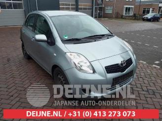 Sloopauto Toyota Yaris Yaris II (P9), Hatchback, 2005 / 2014 1.3 16V VVT-i 2006/2