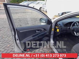 Kia Cee d Cee'd Sporty Wagon (EDF), Combi, 2007 / 2012 1.4 16V picture 11