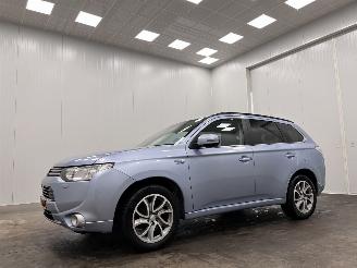 Mitsubishi Outlander 2.0 PHEV AWD Instyle+ Navi Clima picture 4
