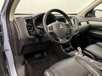 Mitsubishi Outlander 2.0 PHEV AWD Instyle+ Navi Clima picture 8