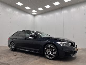 Unfallwagen BMW 5-serie Touring 520i Autom. M-Sport Panoramadak Navi Clima 2019/5