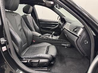 BMW 3-serie Touring 318i Autom. M Sport Panoranadak Navi Clima picture 10