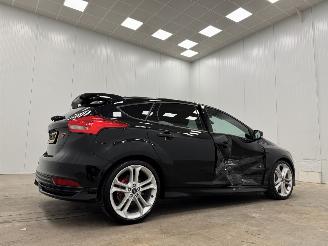 Ford Focus 2.0 ST 184kw 5-drs Navi Clima picture 2