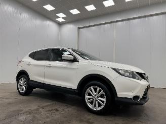 Schadeauto Nissan Qashqai 1.2 Edition Panoramadak Navi Clima 2014/8
