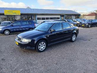 Voiture accidenté Audi A4 A4 (B6) Sedan 1.6 (ALZ) [75kW] 2004/7