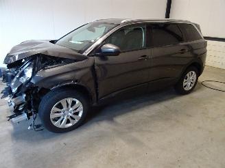 Autoverwertung Peugeot 5008 1.6 HDI 2017/9