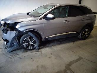 Uttjänta bilar auto Peugeot 3008 1.2 THP 2019/4