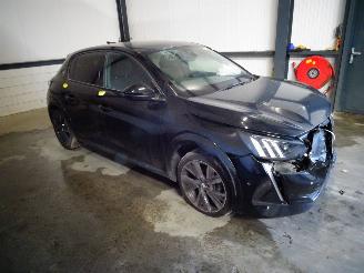 Peugeot 208 1.2 THP picture 1