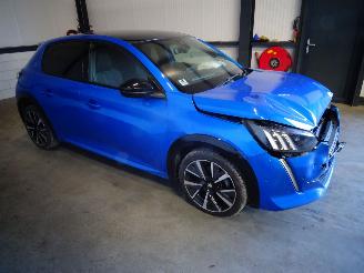 Sloopauto Peugeot 208 1.2 THP GT LINE 2021/3