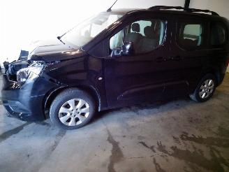 Uttjänta bilar auto Opel Combo 1.5 CDTI 2019/12