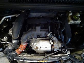 Peugeot 5008 1.6 THP picture 5