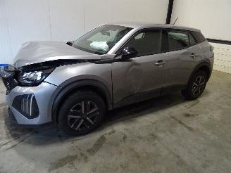 Salvage car Peugeot 2008 1.2 THP 2024/3