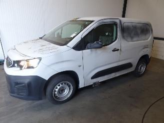 Purkuautot passenger cars Peugeot Partner 1.6HDI 2022/12