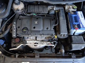 Peugeot 206 CABRIO 1.6 16V picture 5