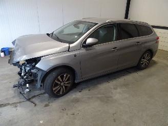 Vrakbiler auto Peugeot 308 1.2 THP AUTOMAAT SW 2018/12