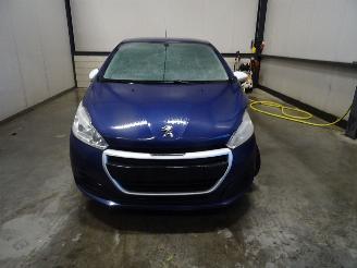 Peugeot 208 1.2 VTI picture 4