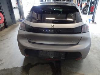 Peugeot 208 GT Elektrisch picture 4