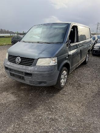 Purkuautot passenger cars Volkswagen Transporter T5 1,9 TDI 2007/1
