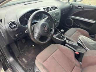 Seat Leon Leon (1P1), Hatchback 5-drs, 2005 / 2013 2.0 FSI 16V picture 4