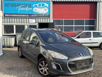 Salvage car Peugeot 308 308 SW (4E/H), Combi 5-drs, 2007 / 2014 1.6 VTI 16V 2011/11