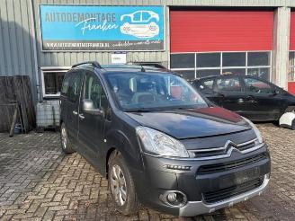 Dezmembrări autoturisme Citroën Berlingo Berlingo Cinqspace, Multispace, MPV, 2008 / 2021 1.6 HDi 90 2015/4