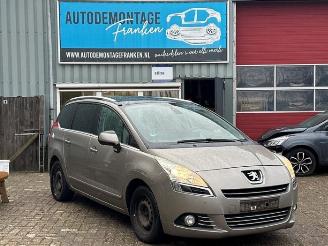 Coche siniestrado Peugeot 5008 5008 I (0A/0E), MPV, 2009 / 2017 2.0 HDiF 16V 2011/10