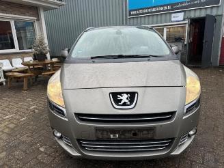 Peugeot 5008 5008 I (0A/0E), MPV, 2009 / 2017 2.0 HDiF 16V picture 2