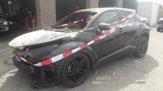 Démontage voiture Toyota C-HR C-HR (X1,X5), SUV, 2016 1.8 16V Hybrid 2018/6