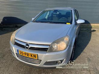 Salvage car Opel Astra Astra H (L48), Hatchback 5-drs, 2004 / 2014 1.6 16V Twinport 2004/10