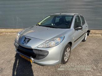Vrakbiler auto Peugeot 206 206+ (2L/M), Hatchback, 2009 / 2013 1.1 XR,XS 2010/3