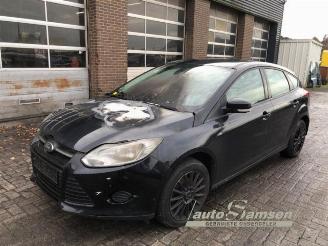 Vrakbiler auto Ford Focus Focus 3, Hatchback, 2010 / 2020 1.0 Ti-VCT EcoBoost 12V 100 2013/7