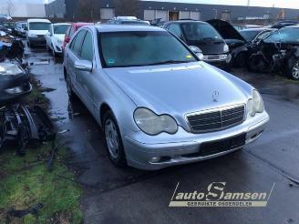 Mercedes C-klasse C (W203), Sedan, 2000 / 2007 2.2 C-200 CDI 16V picture 2